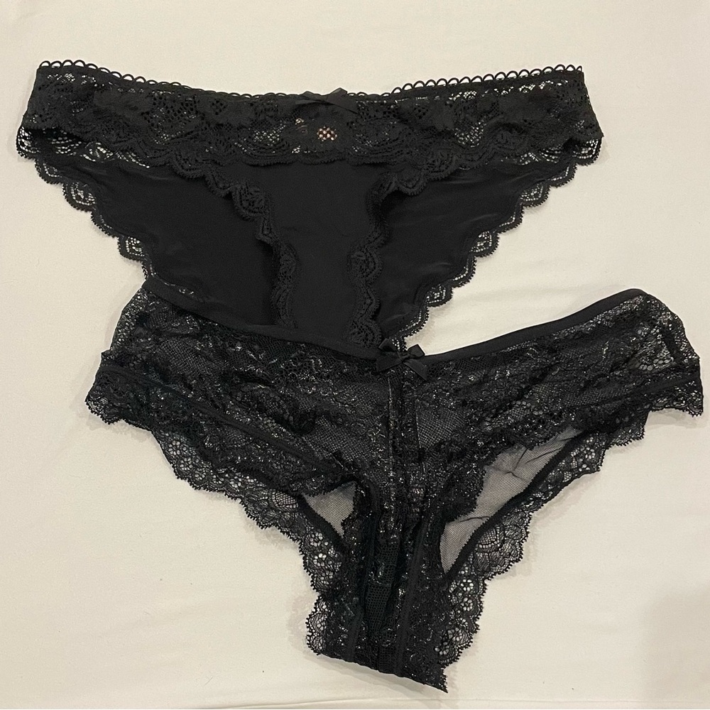 NEW WITH TAGS VICTORIA’S SECRET 2 PK SIZE S CHEEKY BLACK PANTIES